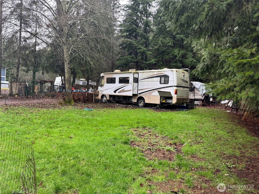 Photo of 13016 Green Mountain Way, Granite Falls, WA 98252 (MLS # 2466929)