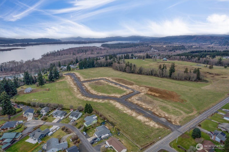 33 Sunnyfield Drive Lot30