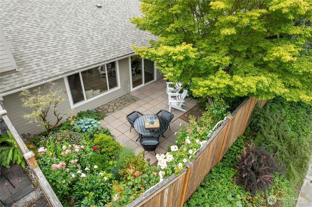 Photo of 631 Kirkland Way #C17, Kirkland, WA 98033 (MLS # 2388300)