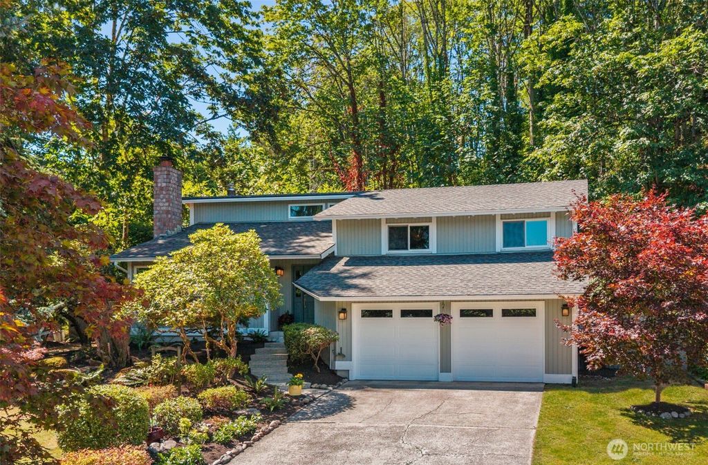 Photo of 12017 SE 73rd Place, Newcastle, WA 98056 (MLS # 2415161)