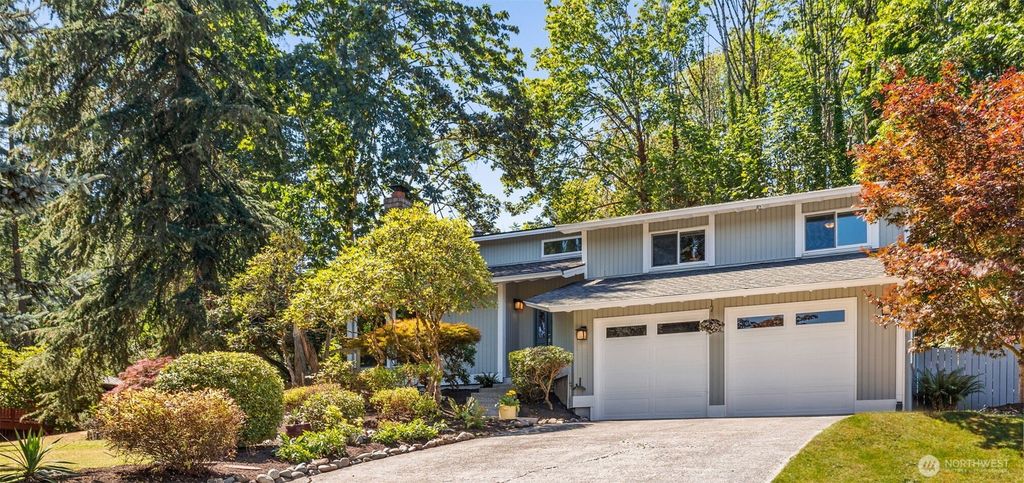 Photo of 12017 SE 73rd Place, Newcastle, WA 98056 (MLS # 2415161)