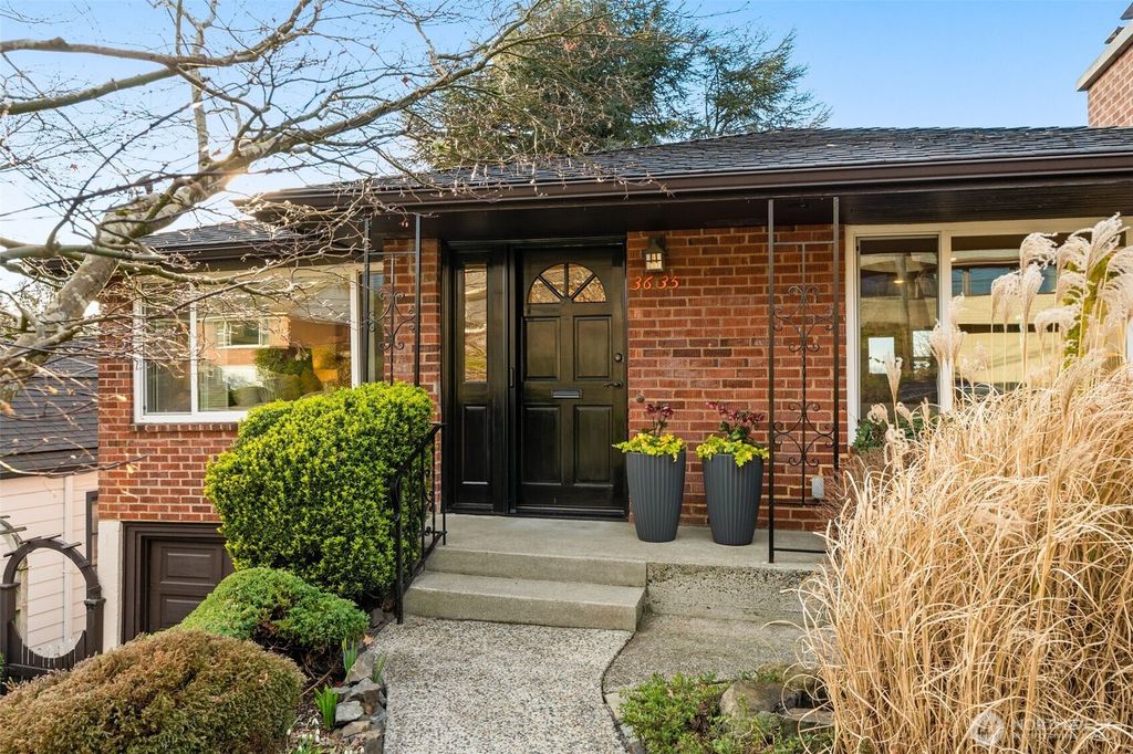 Photo of 3635 43rd Avenue W, Seattle, WA 98199 (MLS # 2489828)