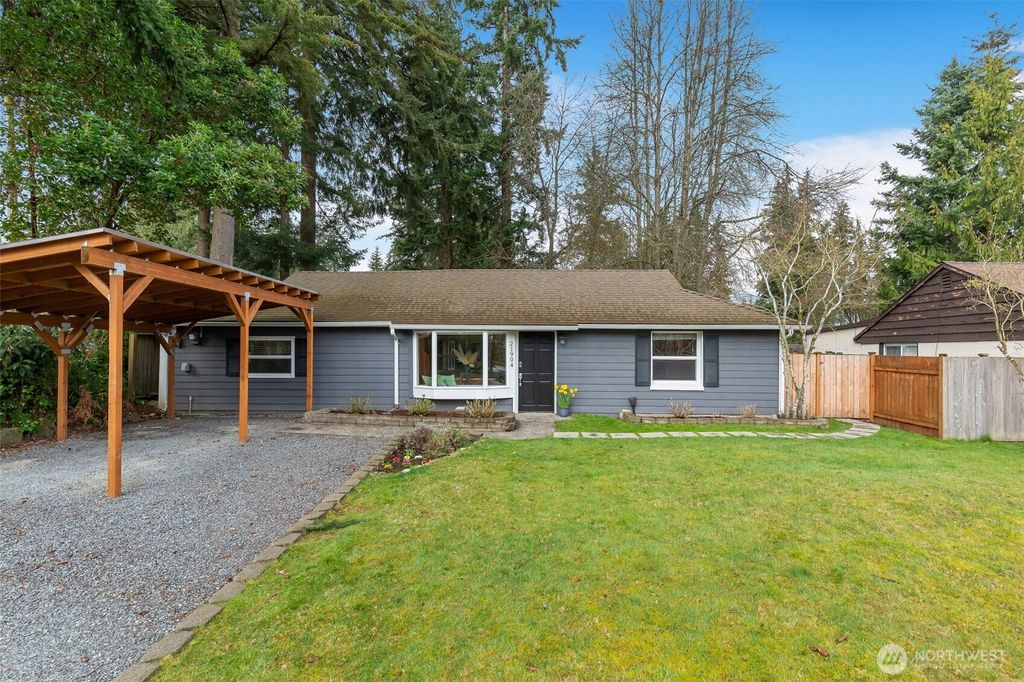 Photo of 21904 54th Avenue W, Mountlake Terrace, WA 98043 (MLS # 2318200)
