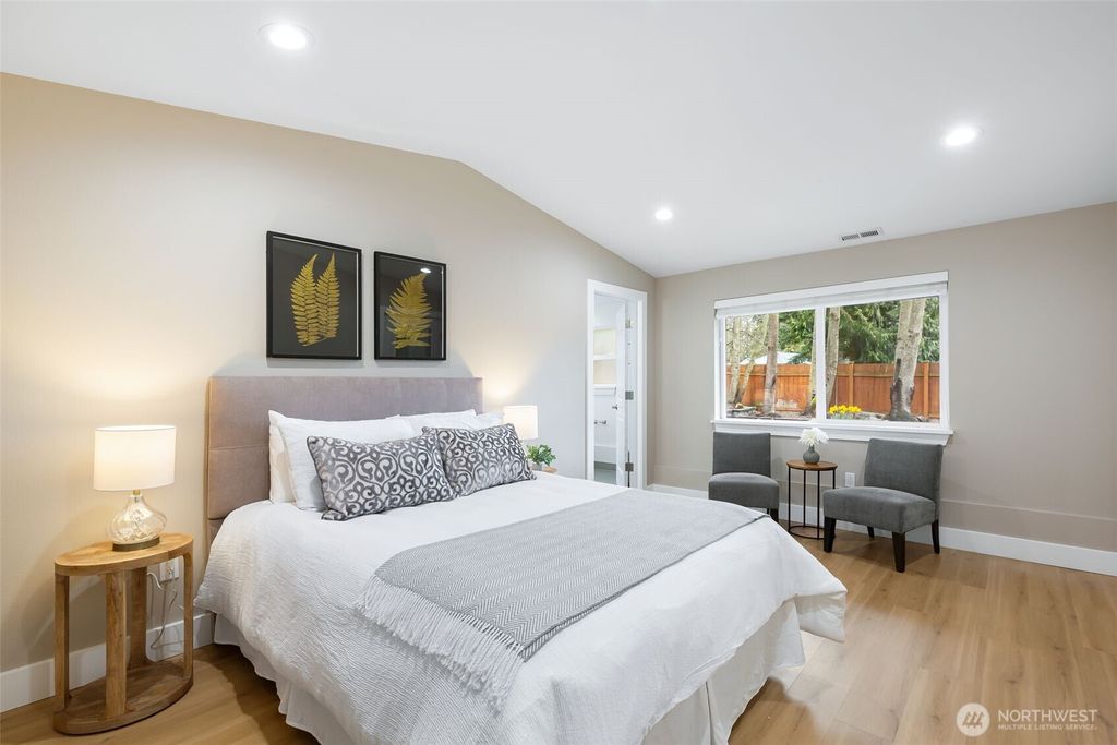Photo of 21904 54th Avenue W, Mountlake Terrace, WA 98043 (MLS # 2318200)