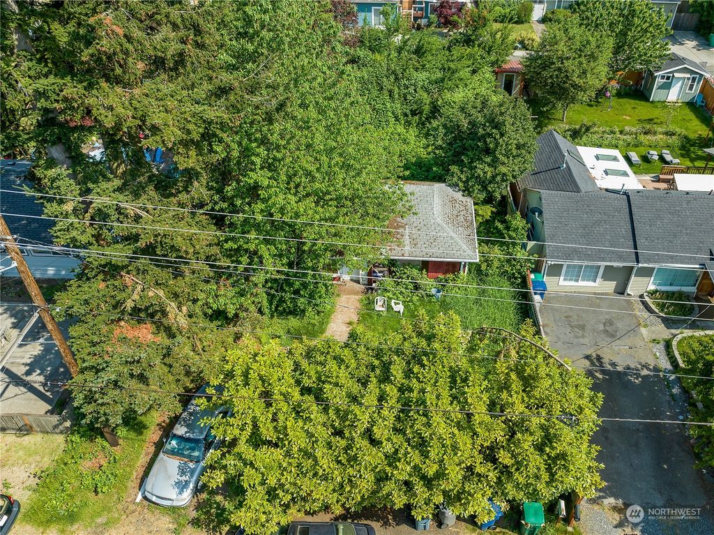 Photo of 5229 244th Street SW, Mountlake Terrace, WA 98043 (MLS # 2071535)