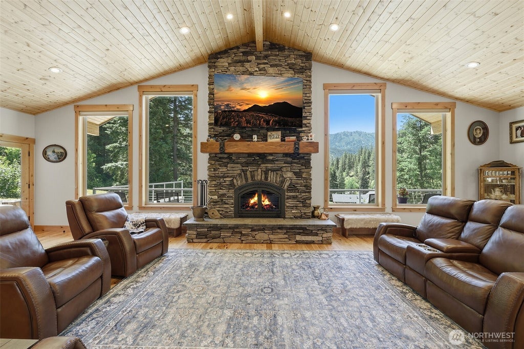Photo of 92 Broken O Lane, Leavenworth, WA 98826 (MLS # 2535859)