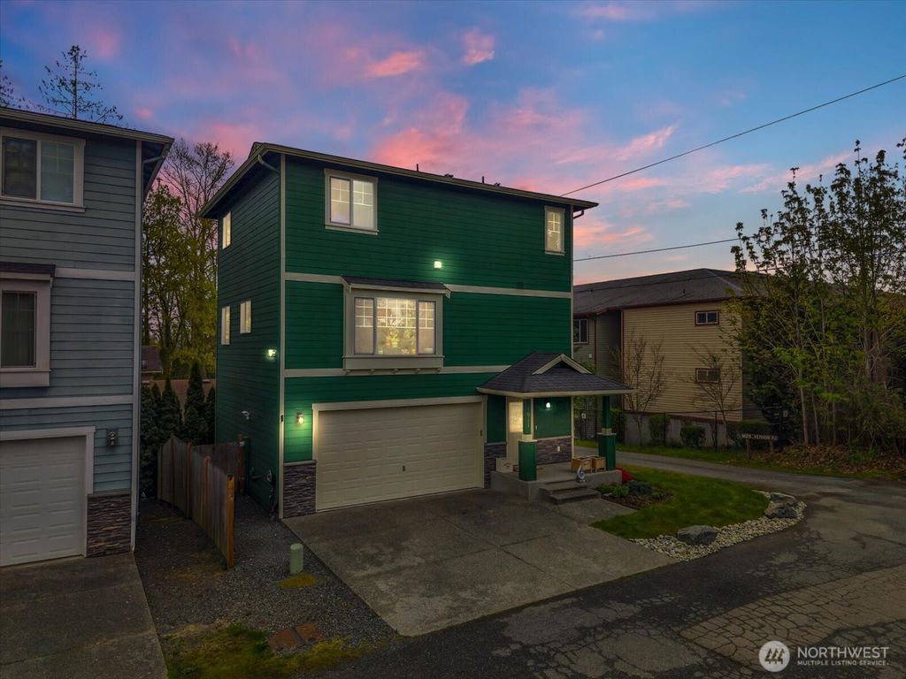 Photo of 1011 94th Drive NE, Lake Stevens, WA 98258 (MLS # 2514122)