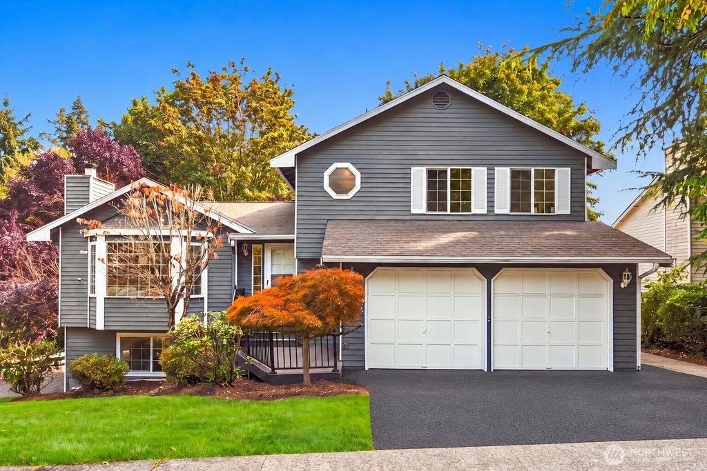 Photo of 10806 183rd Ave AVE NE, Redmond, WA 98052 (MLS # 2586470)