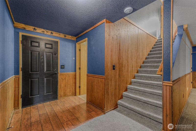 15813 NE 3rd Street