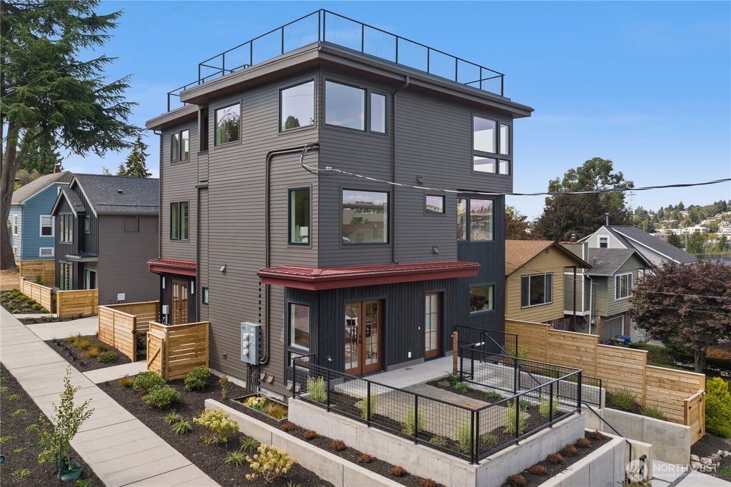 Photo of 2903 3rd Avenue N, Seattle, WA 98109 (MLS # 2571877)
