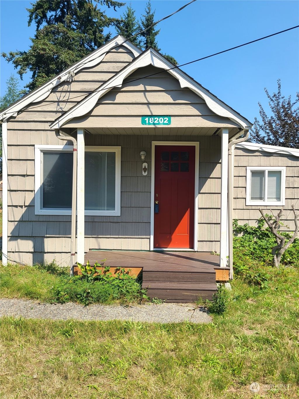 Photo of 18202 25th Avenue NE, Lake Forest Park, WA 98155 (MLS # 2287777)