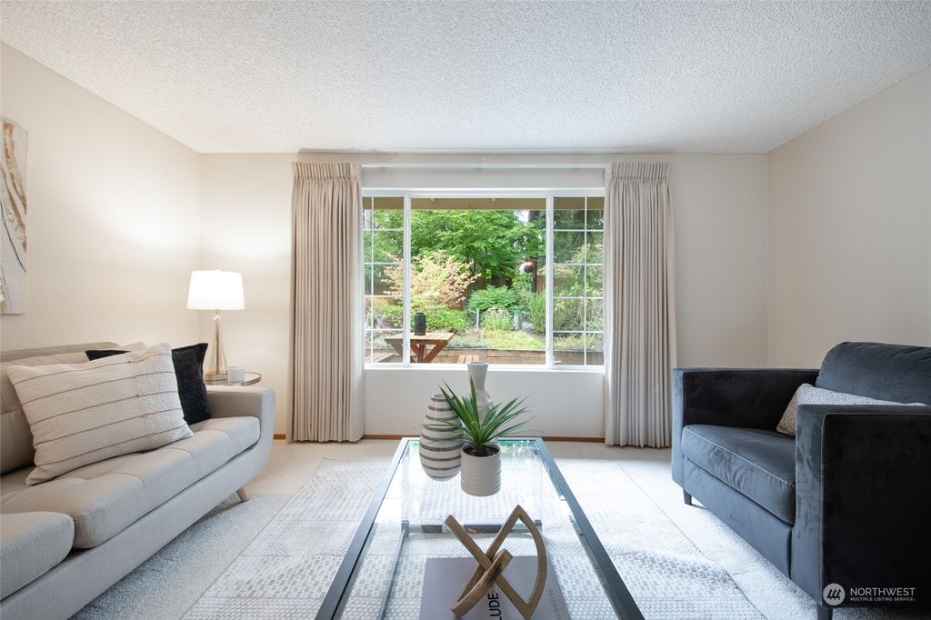 Photo of 502 N 170th Place, Shoreline, WA 98133 (MLS # 2157278)