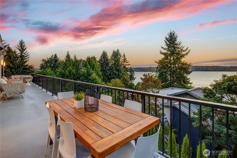 Photo of 6950 SE Maker Street, Mercer Island, WA 98040 (MLS # 2496908)