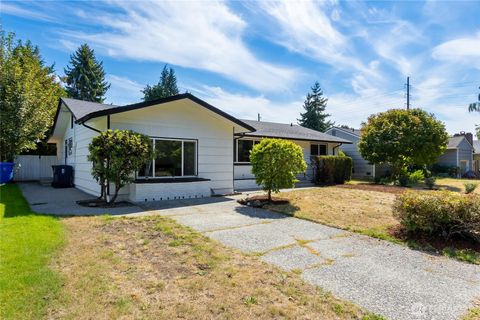 2125 N Highland Street Tacoma WA 98406