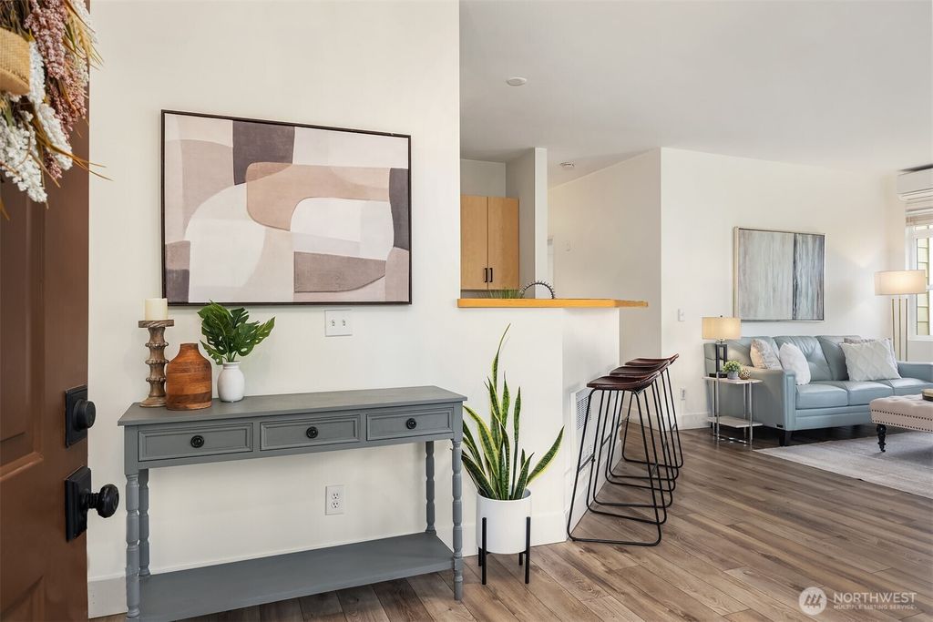 Photo of 566 241st Lane SE, Sammamish, WA 98074 (MLS # 2493852)