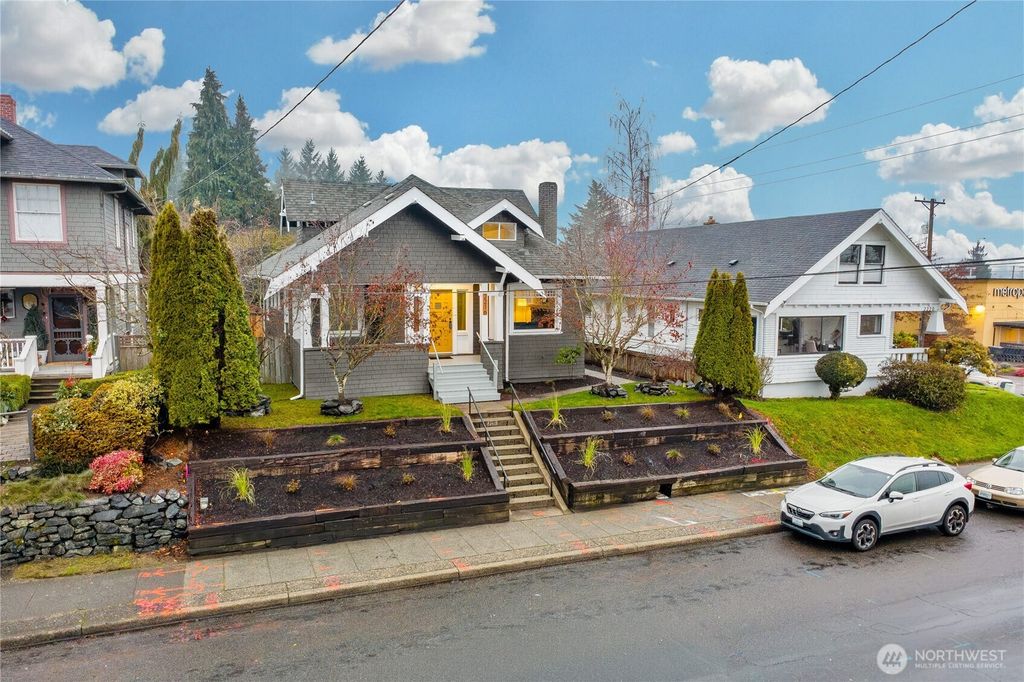 Photo of 2216 N Proctor Street #1, Tacoma, WA 98406 (MLS # 2464179)