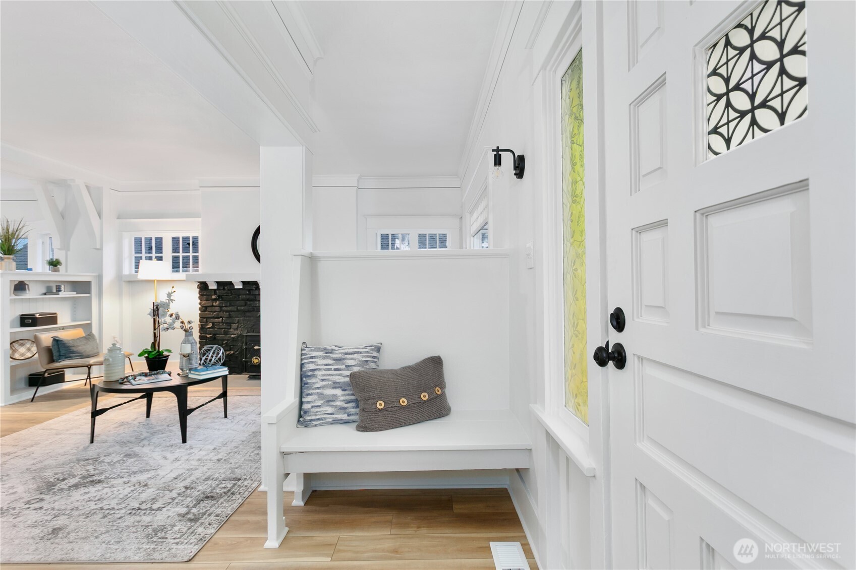 2216 N Proctor Street 1