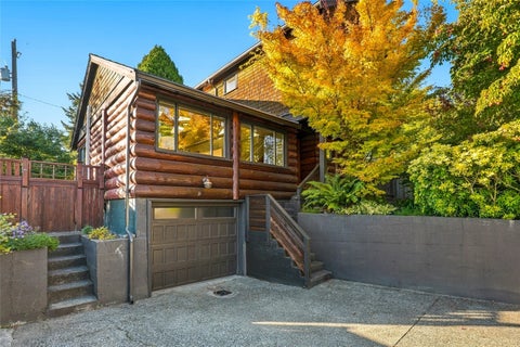 Photo of 8423 40th Avenue SW, Seattle, WA 98136 (MLS # 2593682)