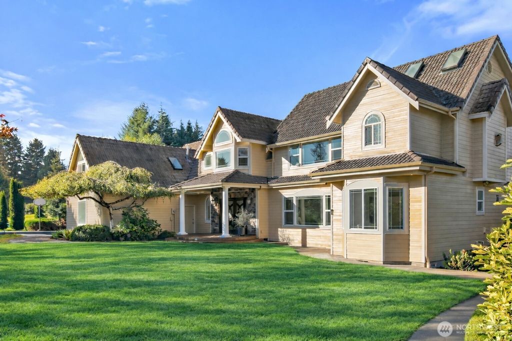 Photo of 3725 Hollywood Drive NE, Olympia, WA 98516 (MLS # 2482969)