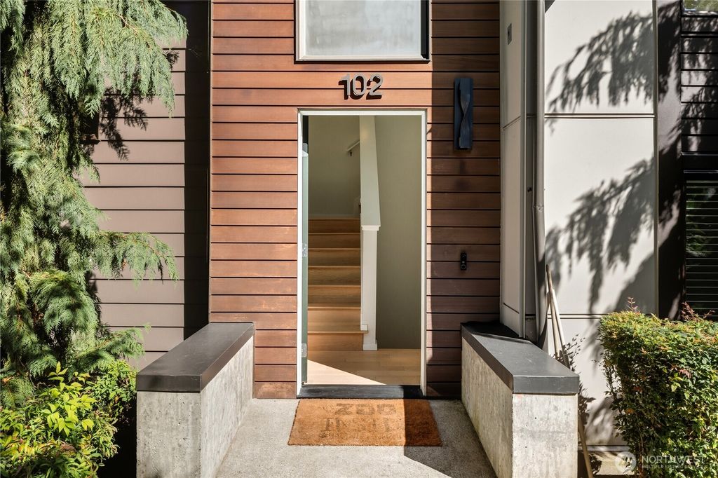 Photo of 18107 65th Avenue NE #102, Kenmore, WA 98028 (MLS # 2442091)