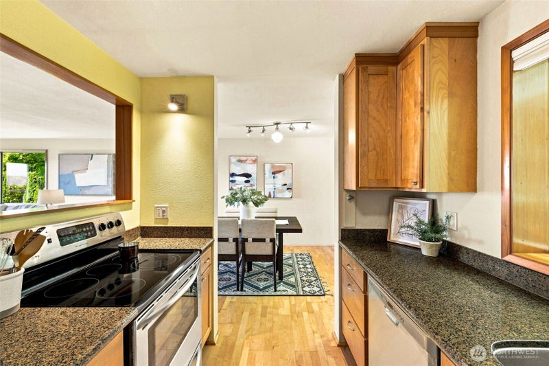 10203 47th Avenue SW B8