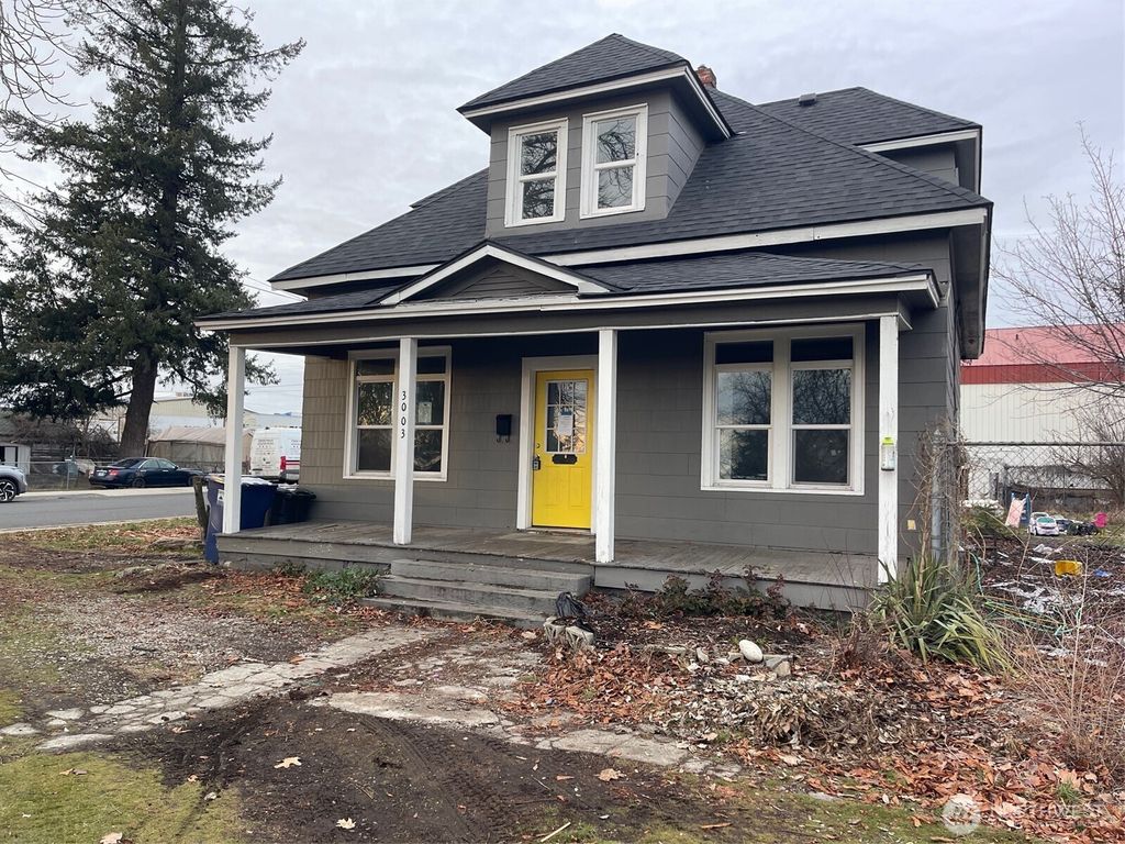 Photo of 3003 E Bridgeport Avenue, Spokane, WA 99207 (MLS # 2478524)