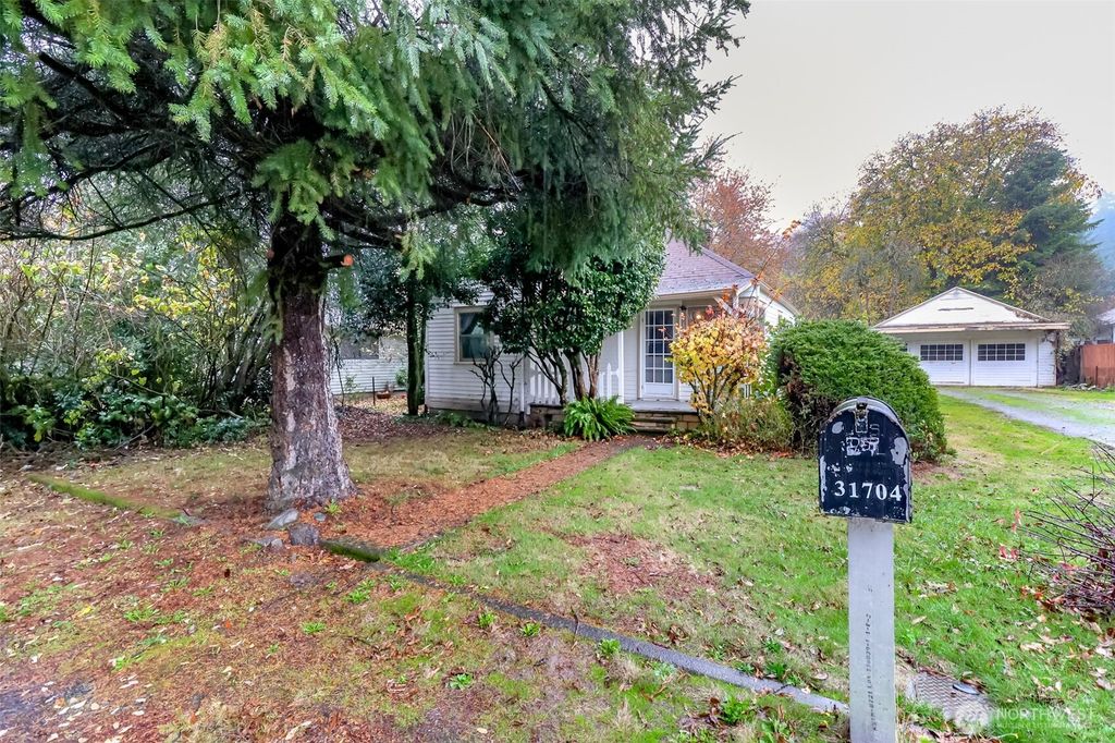 Photo of 31704 102nd Avenue SE, Auburn, WA 98092 (MLS # 2454854)