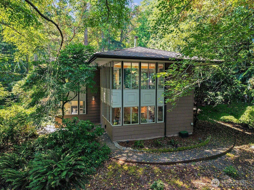 Photo of 31 Corbridge Place, Port Townsend, WA 98368 (MLS # 2566768)