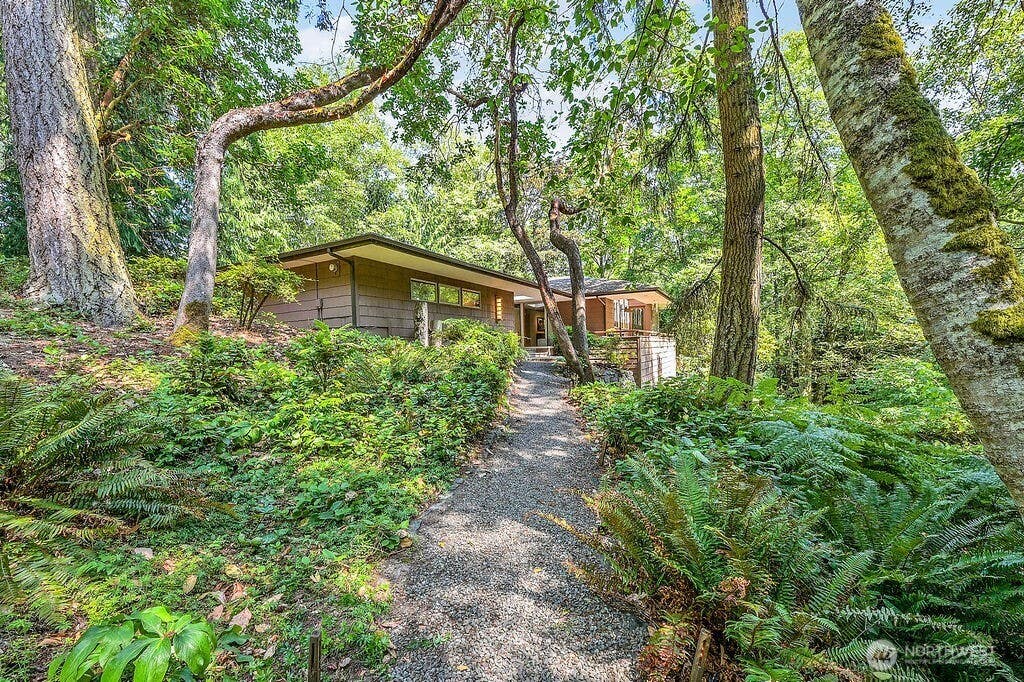 Photo of 31 Corbridge Place, Port Townsend, WA 98368 (MLS # 2566768)