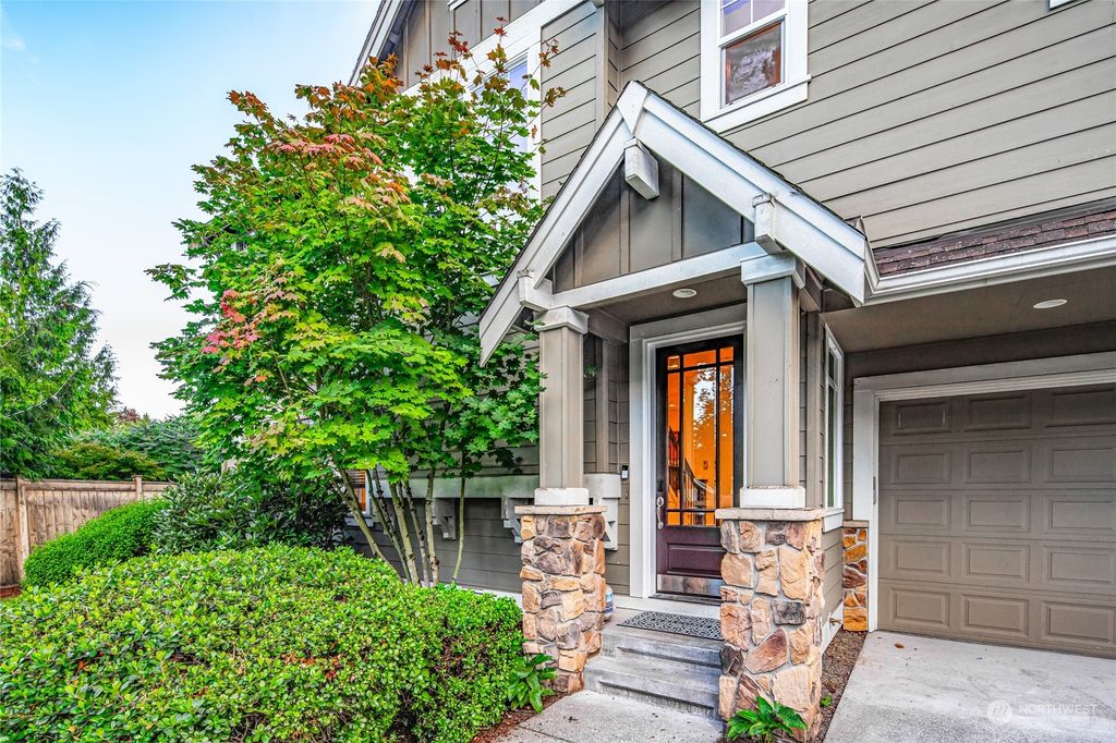 Photo of 4532 185th Avenue SE, Issaquah, WA 98027 (MLS # 2138092)
