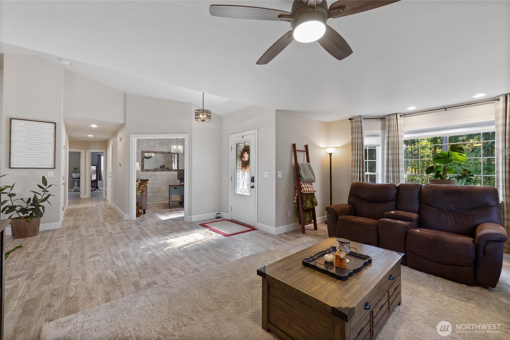 10609 197th Street E