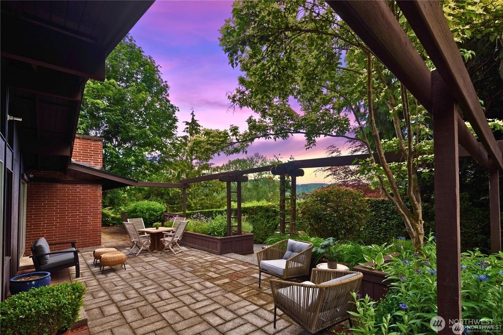 Photo of 10506 Elliott Road, Snohomish, WA 98296 (MLS # 2414207)