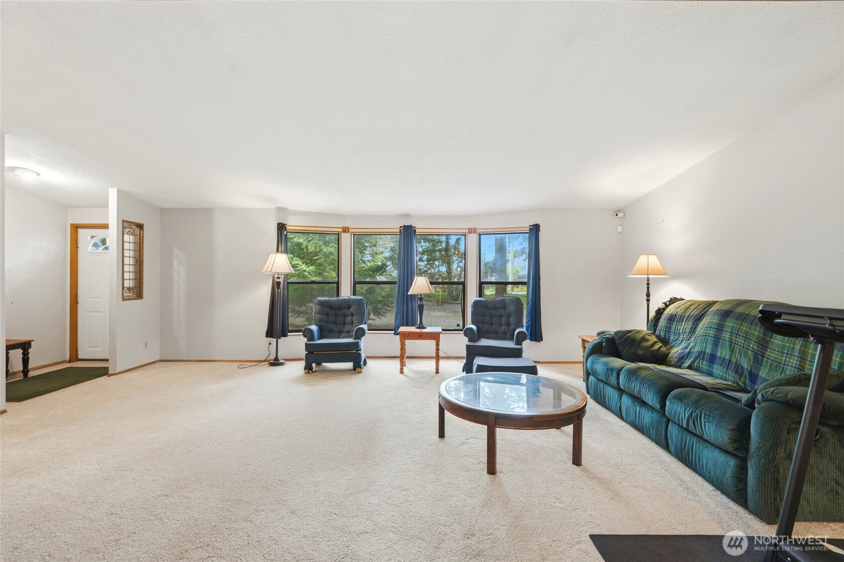 17503 Rhodes Lake Road E