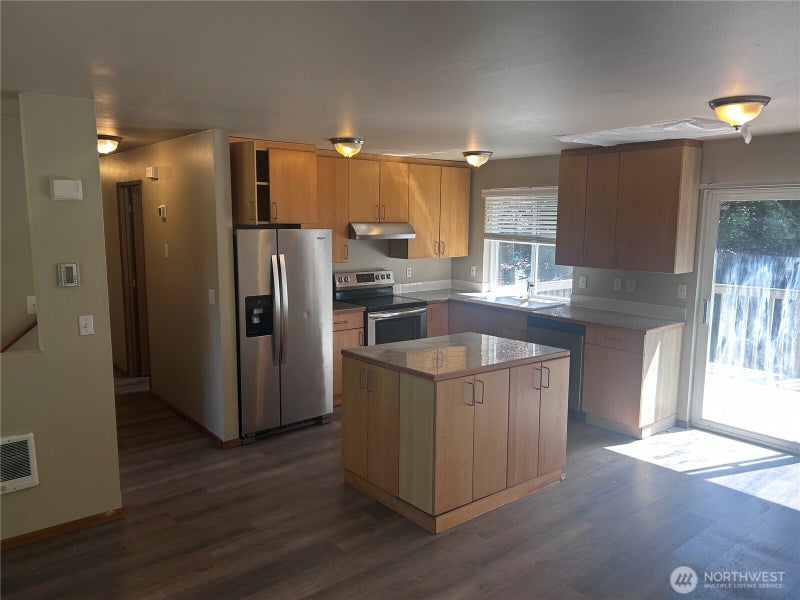 31133 NE 111th Street