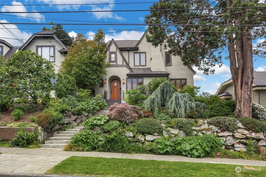 Photo of 2015 E Louisa Street, Seattle, WA 98112 (MLS # 2073785)