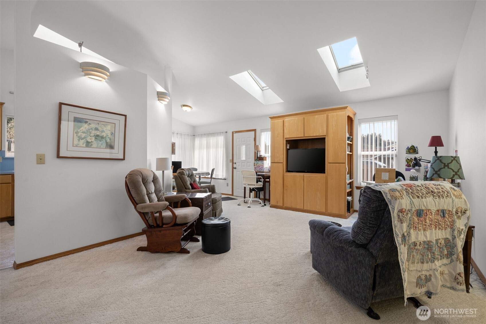 601 Williams Court W