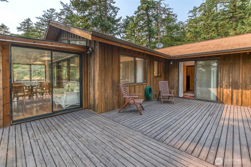 83 Cascade Way