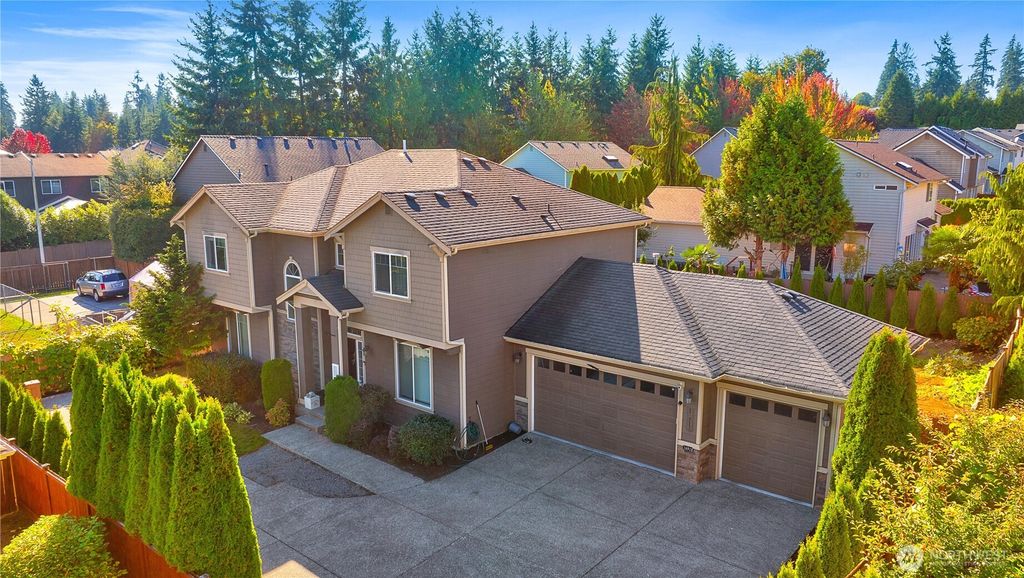 Photo of 16918 6th Avenue W, Lynnwood, WA 98037 (MLS # 2444933)
