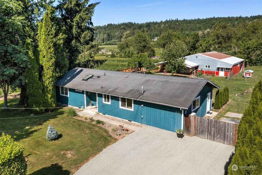 Photo of 5710 322nd Avenue NE, Carnation, WA 98014 (MLS # 2078152)
