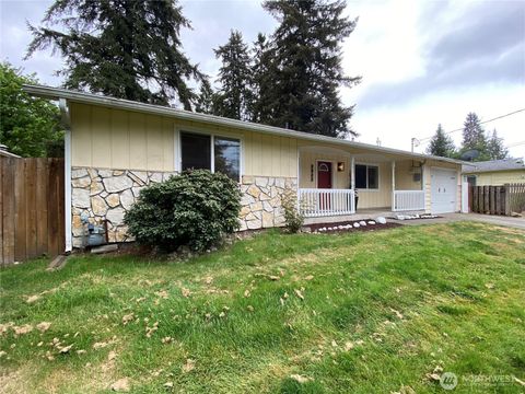Photo of 2822 College Street SE, Lacey, WA 98503 (MLS # 2520337)