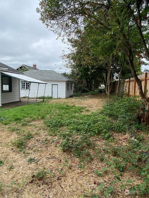 A home in Chehalis