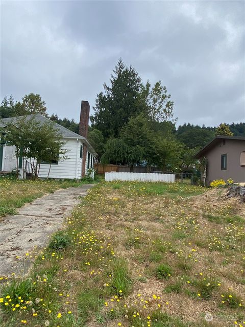 A home in Chehalis