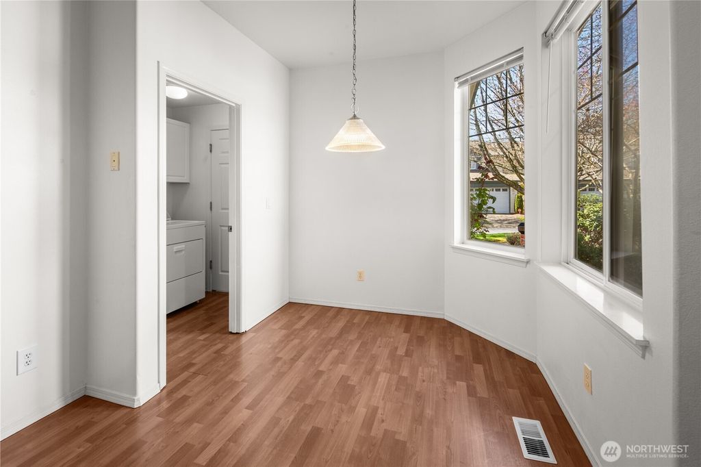 Photo of 608 Chelan Place NE #C, Renton, WA 98059 (MLS # 2512571)