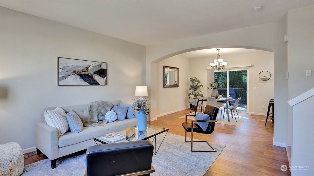 Photo of 5001 NE 3rd Street, Renton, WA 98059 (MLS # 2266941)