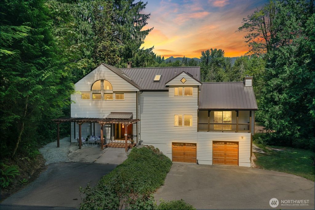 Photo of 45908 SE Edgewick Road, North Bend, WA 98045 (MLS # 2417431)
