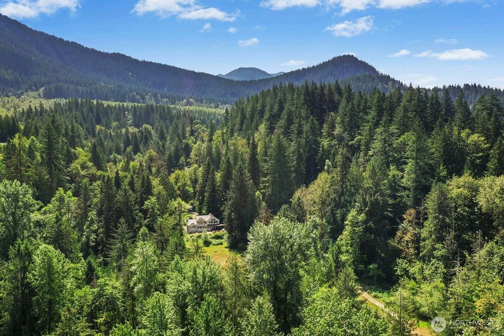 Photo of 45908 SE Edgewick Road, North Bend, WA 98045 (MLS # 2417431)