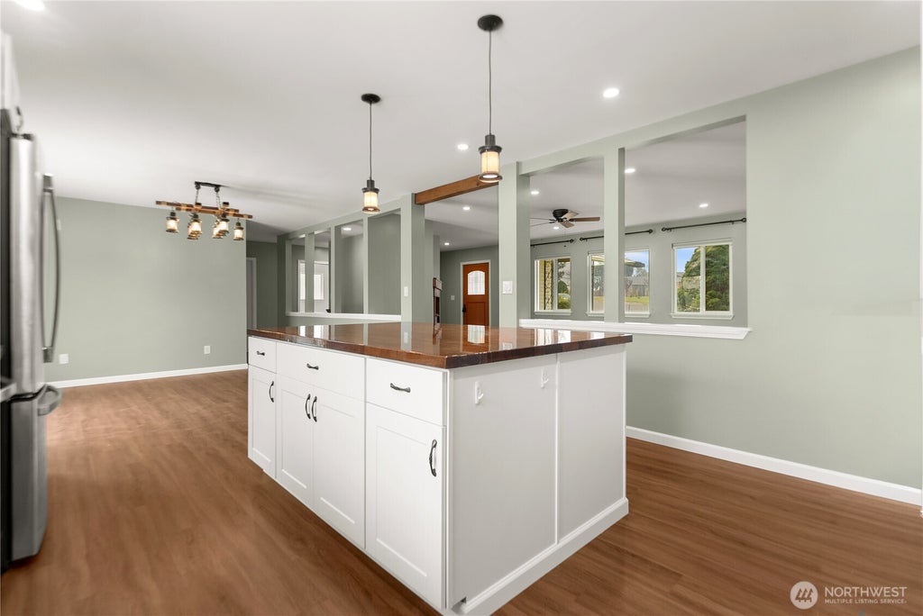 Photo of 717 W Ridge Drive #W, Omak, WA 98841 (MLS # 2567014)