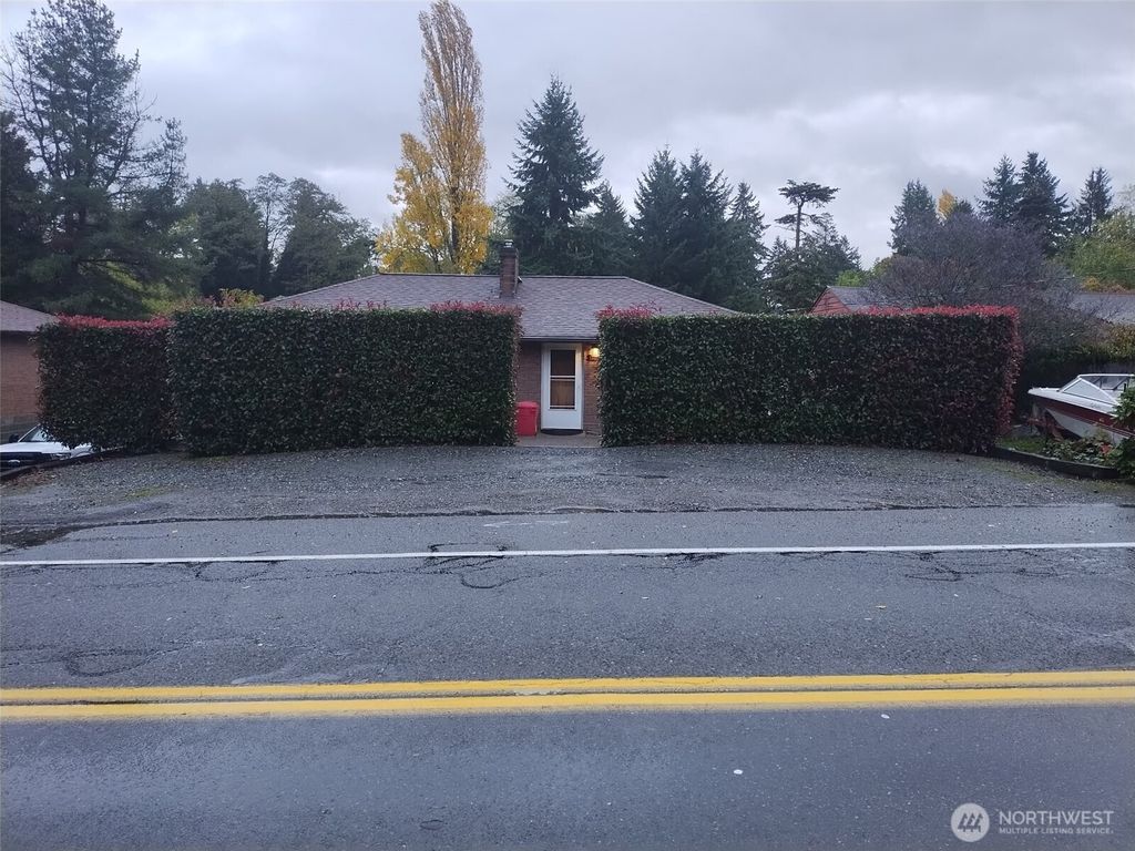 Photo of 11834 8th Avenue S, Seattle, WA 98168 (MLS # 2457917)