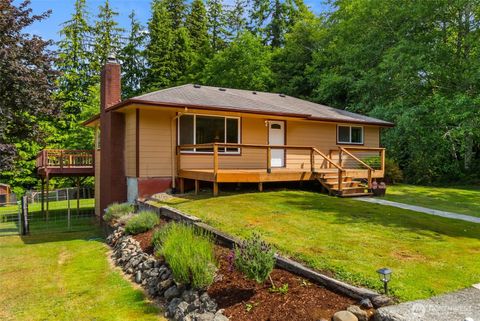 508 Ocean Beach Road Hoquiam WA 98550