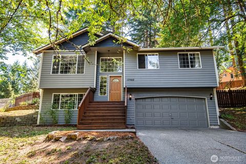 Photo of 17502 Clear Lake Boulevard SE, Yelm, WA 98597 (MLS # 2404152) Photo of 17502 Clear Lake Boulevard SE, Yelm, WA 98597 (MLS # 2404152)